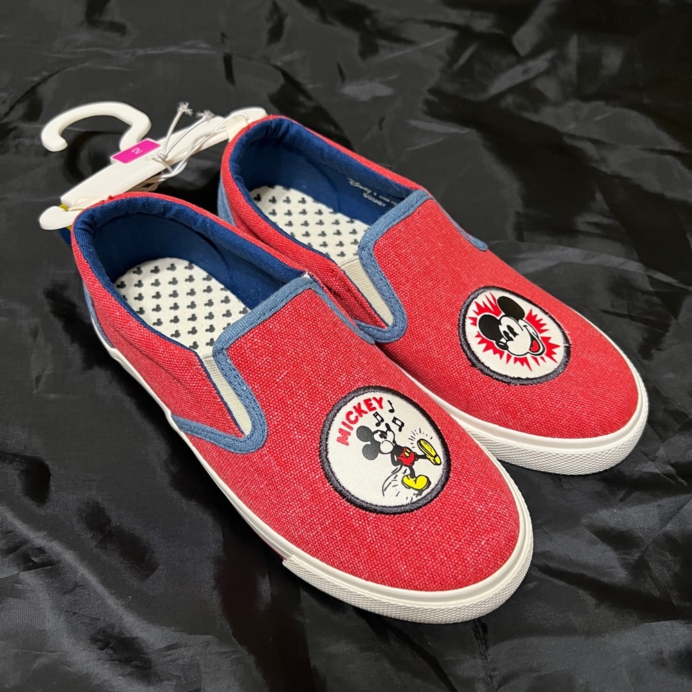 Disney kids slip on shoes